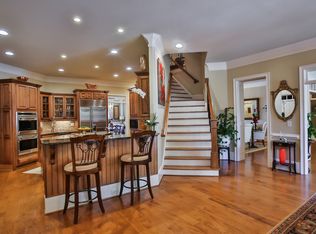 180 Bent Grass Dr, Roswell, GA
