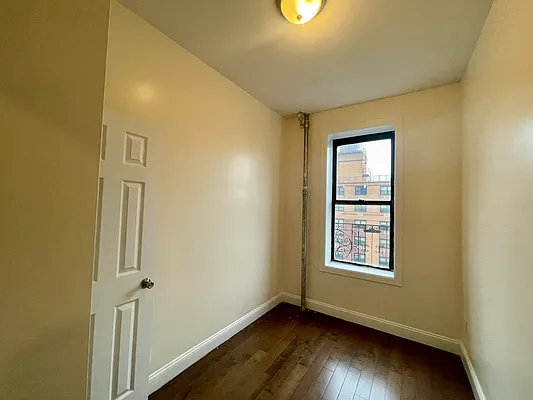 Rented by Mauro Bros Real Estate Services LLC | media 18