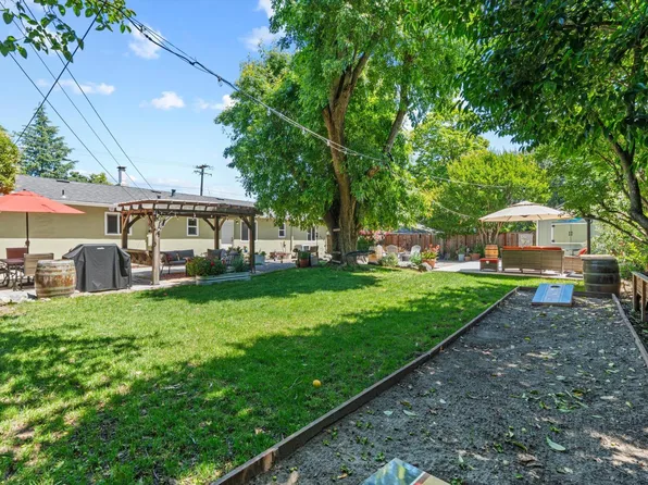 9132 Fair Oaks Blvd, Fair Oaks, CA 95628