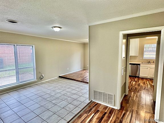 4th image of 523 Placid Dr