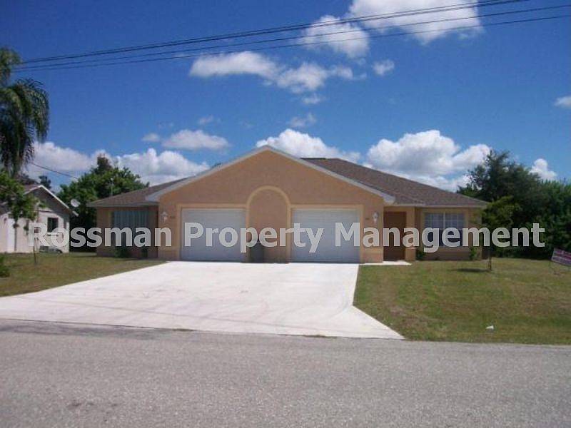 1st image of 403 NE 25th St