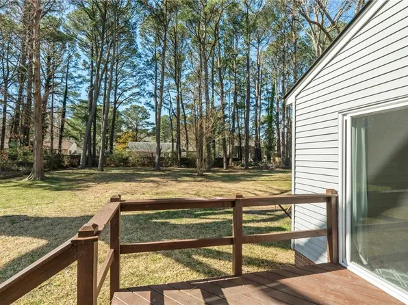 1829 Oyster Bay Ln, Suffolk, VA 23436