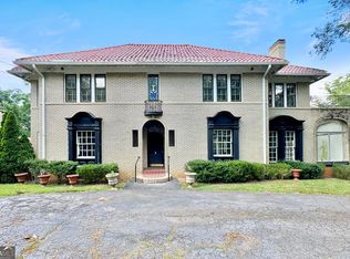 251 W Paces Ferry Rd NW, Atlanta, GA 30305