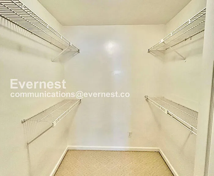 7500 Roswell Rd #52 — Photo 24