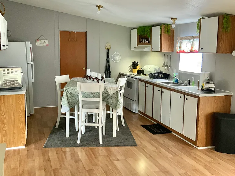 110 Grand Oaks Dr — Photo 8