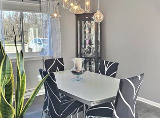 5 Locust Ln #56, Brookfield, CT 06804