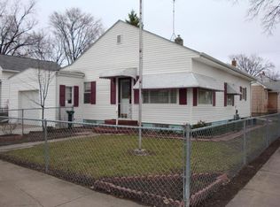 402 N 8th St, Grand Forks, ND 58203