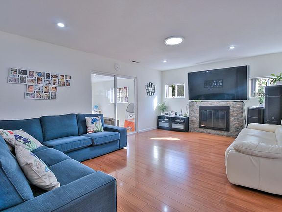 3rd image of 1046 Sinbad Ave