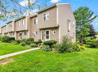 E12 Stonehedge Dr, South Burlington, VT 05403