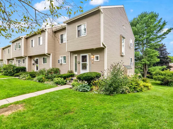 E12 Stonehedge Drive, South Burlington, VT 05403