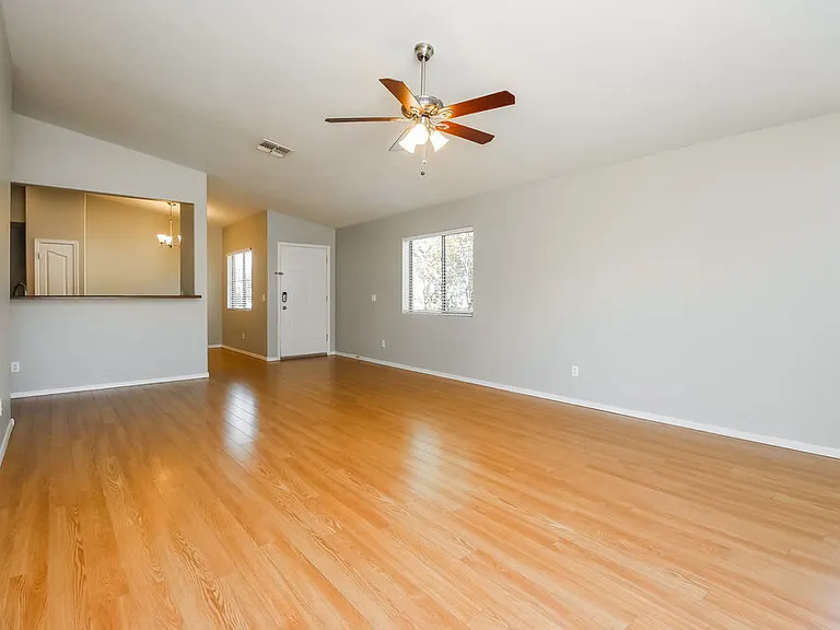 2942 W Kristina Ave — Photo 5