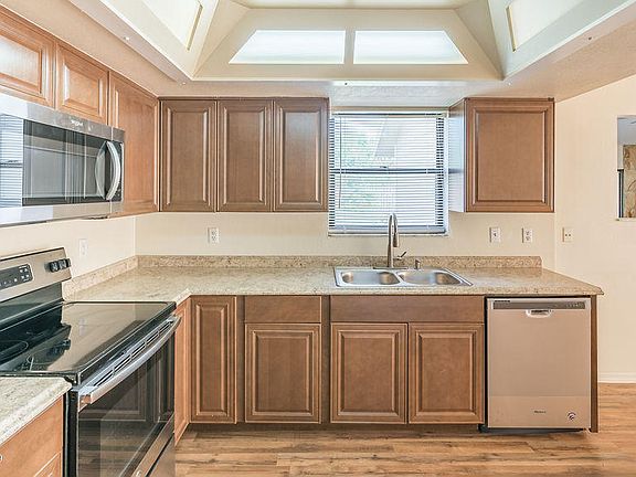5th image of 3451 Trevino Cir