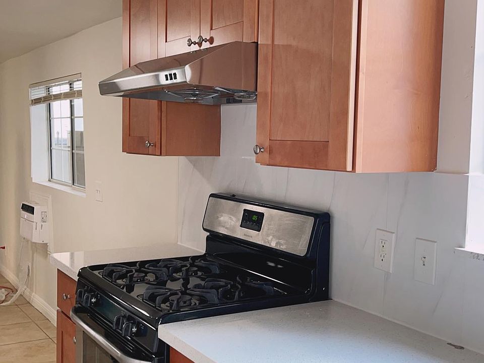 1st image of 7759 Emerson Pl