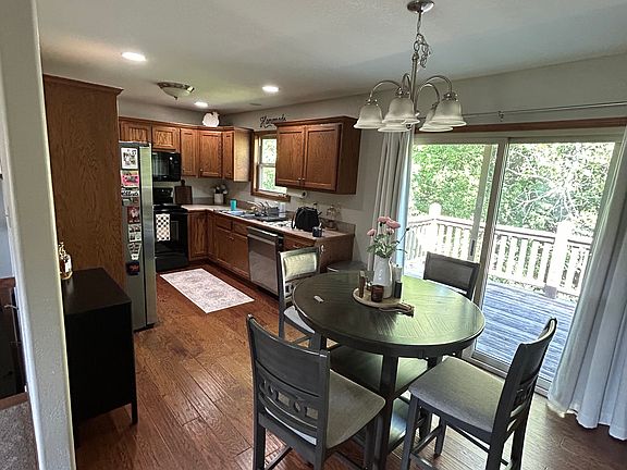 4th image of 125 Turkey Ridge Dr