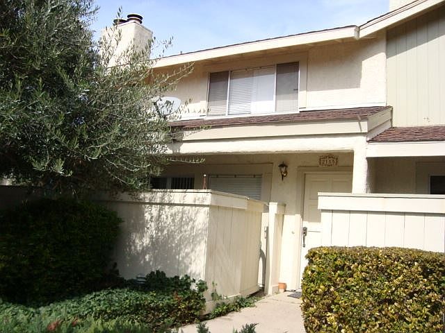 1st image of 2115 Village Ln