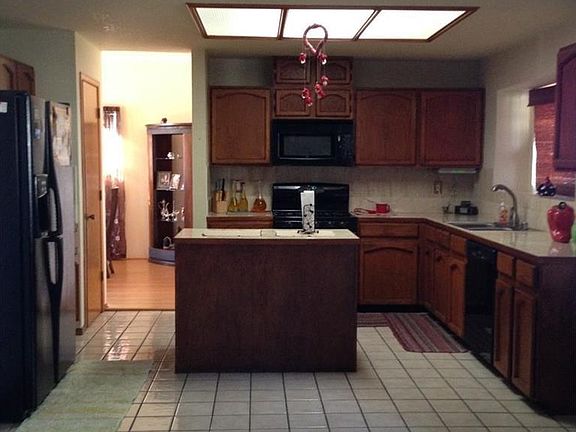 2nd image of 855 Dulce Tierra Dr
