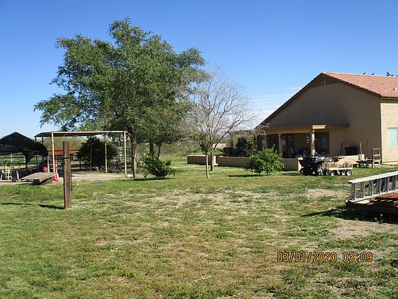 3rd image of 22406 W Calle De Los Flores