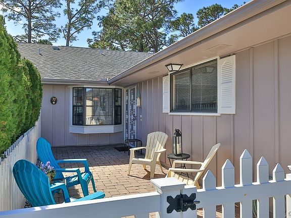 4th image of 37 Lake Fairgreen Cir