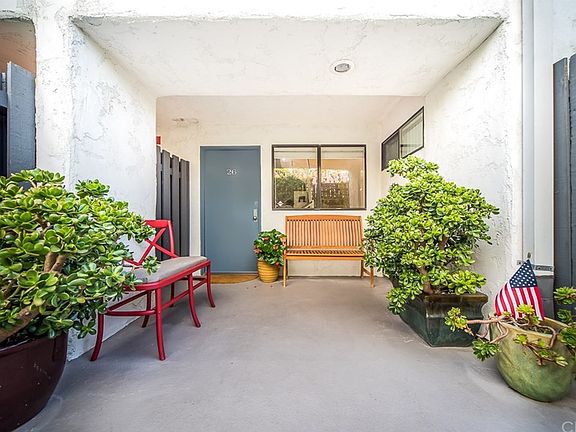 5th image of 736 Gould Ave Unit 26