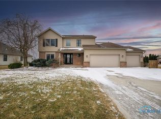 5915 Cherokee Ave, Walbridge, OH 43465