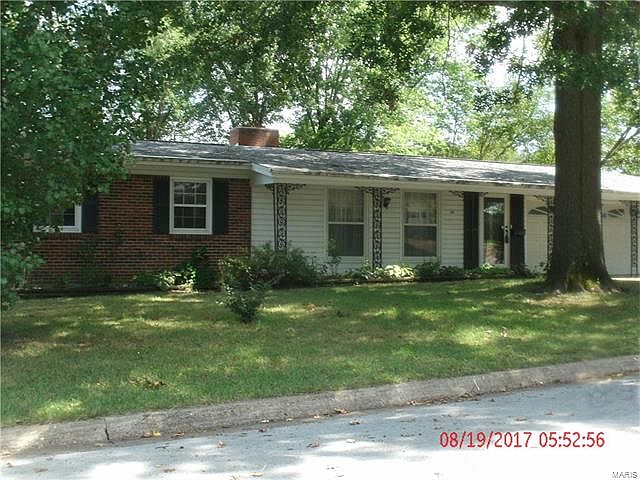1st image of 39 Johnson Dr