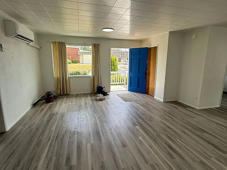 2368 Pacific Ave — Photo 6