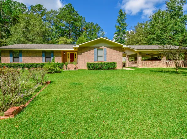 2425 Faye Cir, Alexander City, AL 35010