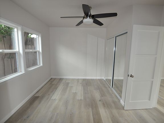 2nd image of 418 N Glenwood Pl #418