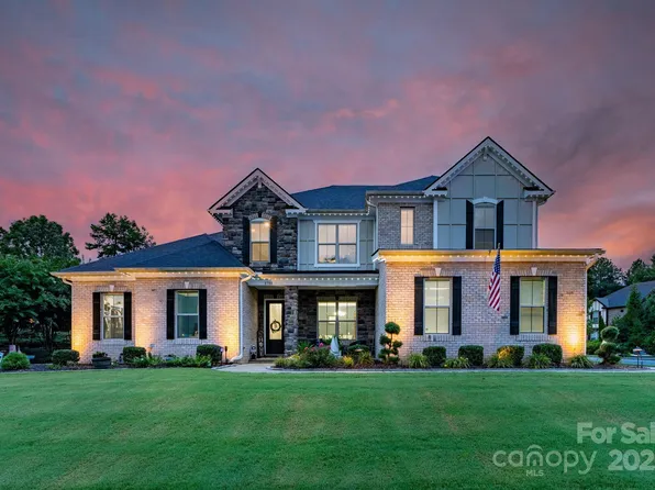 8700 Whitehawk Hill Rd, Waxhaw, NC 28173