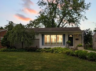 1432 Woodlawn Ave, Royal Oak, MI