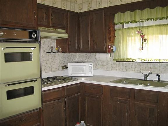 4th image of 5332 S Neenah Ave