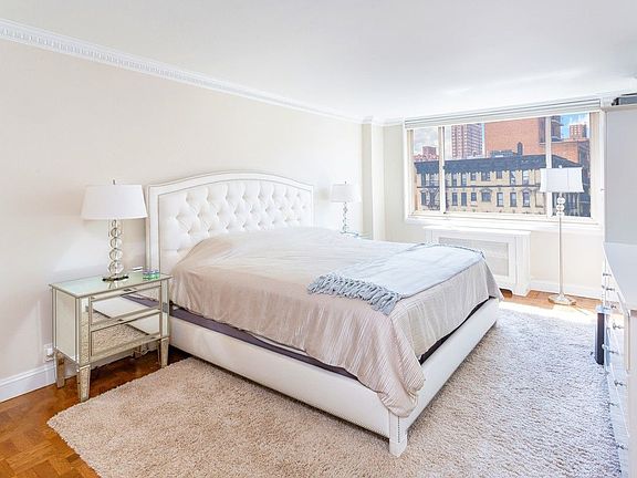 5th image of 301 E 78th St APT 5B