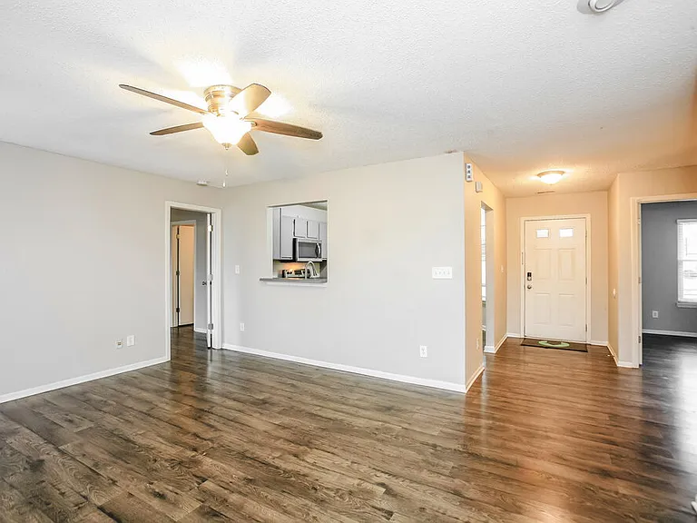 7644 Windy Hill Way — Photo 5