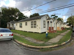 2101 Lee St, Houston, TX 77026