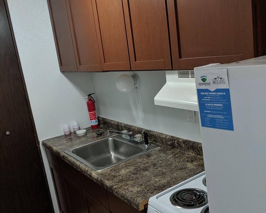 2nd image of 930 N Ella St APT 14