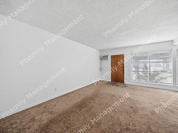 2nd image of 451 Anderwood Ct APT M