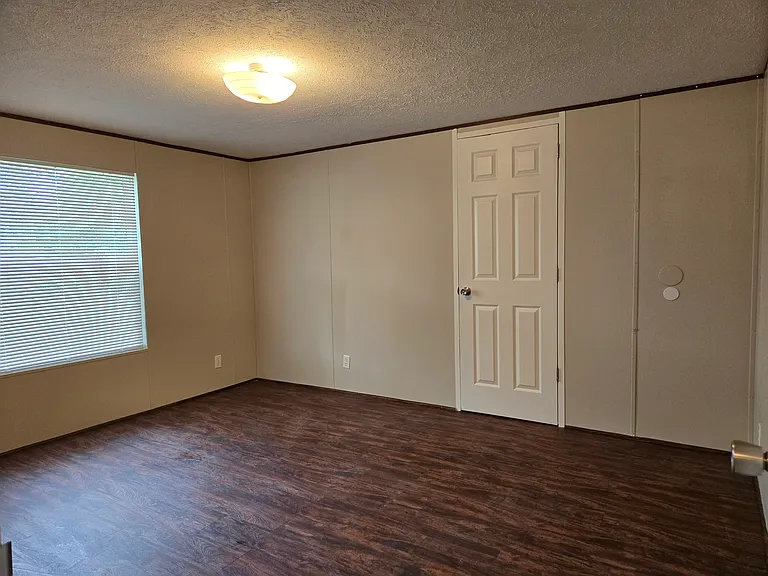 104 Dove Dr — Photo 15