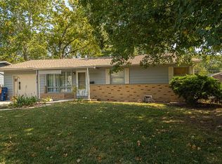 2514 Belle Haven Dr, Lawrence, KS 66046