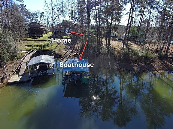 4th image of 170 Crestwood Dr