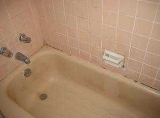 1110 Division St, Metairie, LA 70001