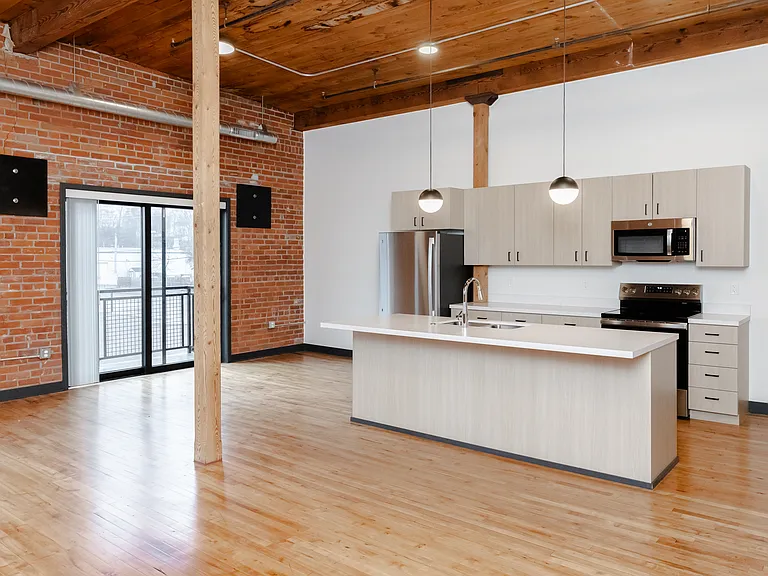 128 W River St #307 — Photo 20