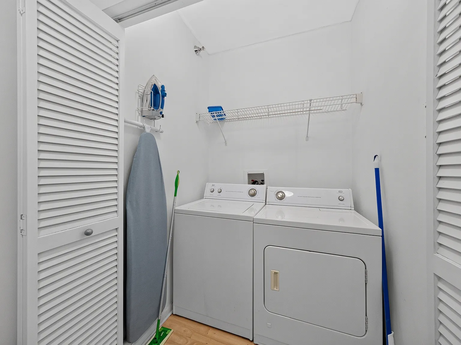 1 bed, 725 sqft, $2,440 — Photo 4