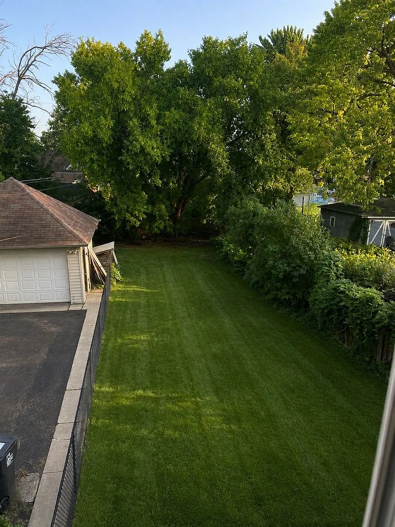 Charming 3BR Duplex in St. Paul — Photo 4