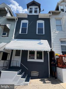 541 S 11th St, Reading, PA, 19602