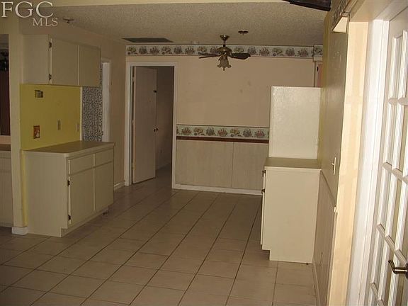4th image of 2003 SE 9th Ter