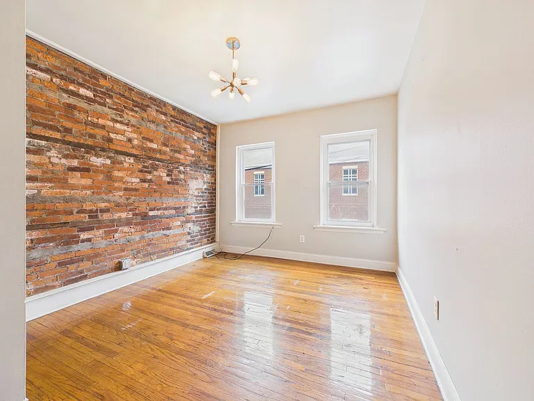 1434 N 4th St — Photo 16
