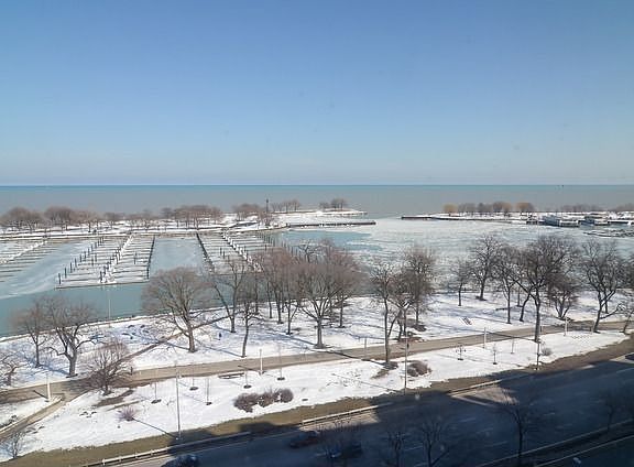 3rd image of 3300 N Lake Shore Dr APT 11C