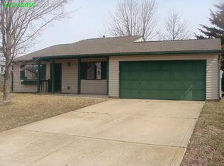 8323 N Saxon Ct, Columbus, IN 47201