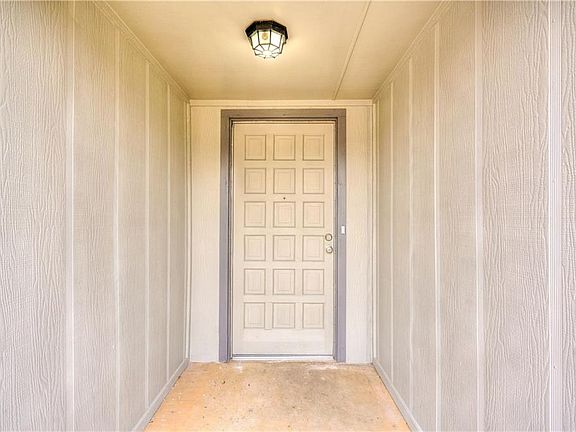 3rd image of 1129 SW 81st St