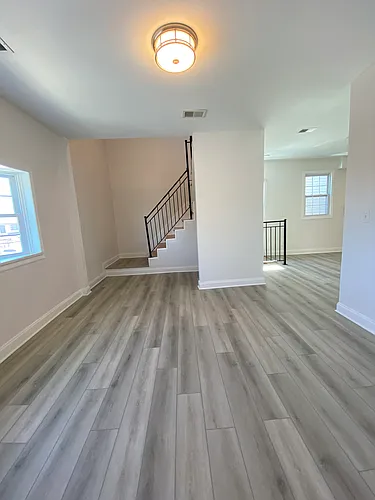 334 Bond St #2 Photo 1